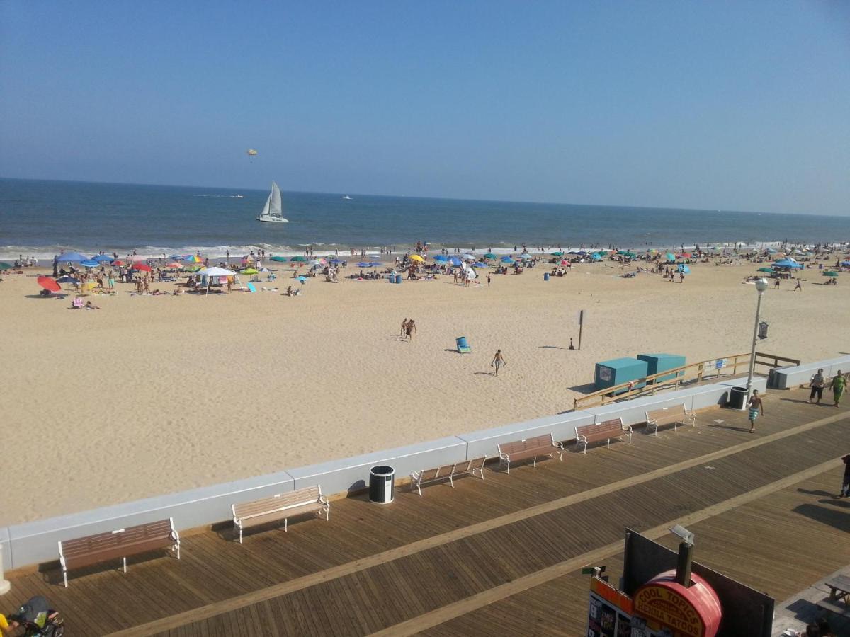 Boardwalk Terrace Ocean Stadt